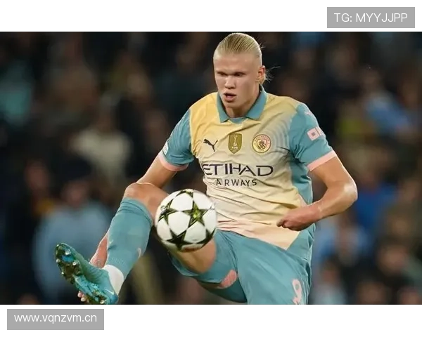 哈兰德国家队与俱乐部表现差异解析：体系影响如何体现