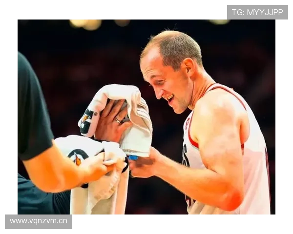 恩比德晒晚饭账单，我的工资单看完直接下线